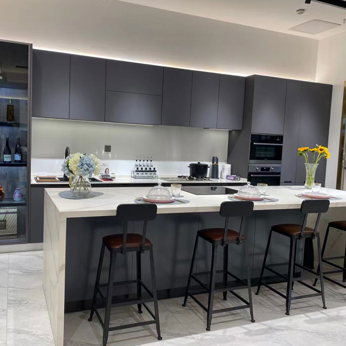 Cosa rende i mobili da cucina in PET la migliore scelta moderna per cucine eleganti e durevoli?